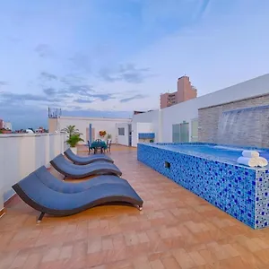 Tama Granada Real Hotel